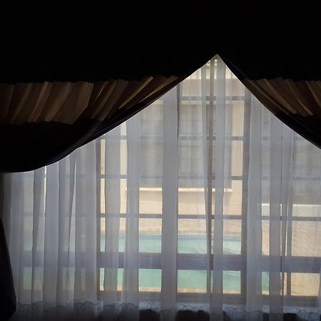 Tintech Bed & Breakfast Francistown Extérieur photo